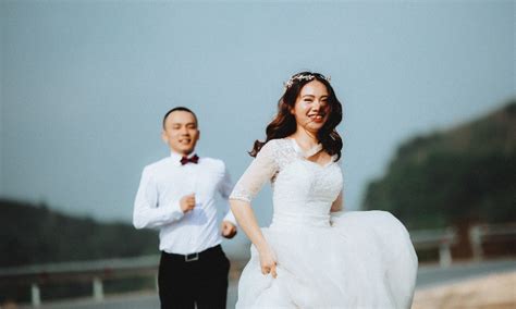 夫妻相差幾歲最好|年齡差幾歲最適合？研究揭「差1~3歲夫妻最幸福」 最糟年齡差曝